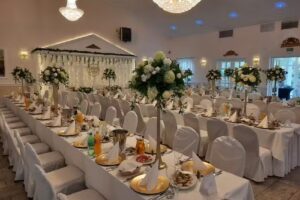 Perłowy Dw&oacute;r