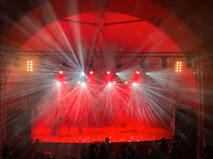 PIONER ART TOMASZ MADEJA