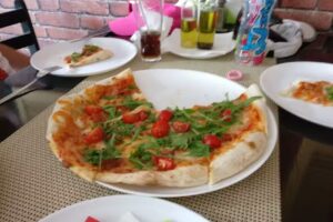 Pizzeria Artus Pizza Makarony Obiady Restauracja Najlepsze jedzenie w Wołczynie