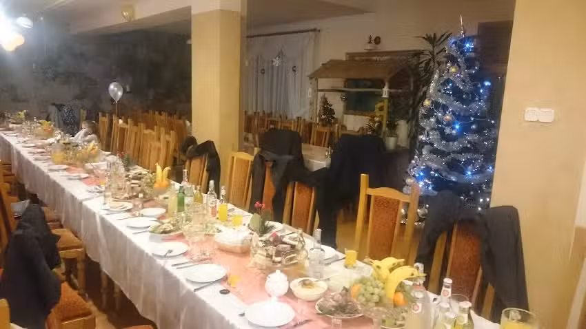 Pod Goleszem s.c. Zajazd. Madejczyk A.D. Noclegi Przyjęcia Bankiety Restauracja Imprezy
