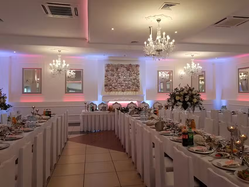 Pod Słońcem i Gwiazdami