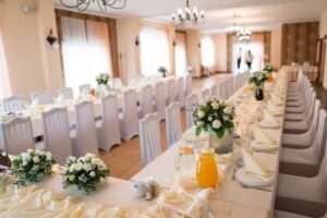 Pod Tułem &ndash; Restauracja, catering, sala weselna, organizacja wesel.