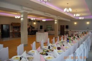 Polskie Smaki Restauracja Catering Sala weselna Kuchnia polska Komunie Chrzest Stypy