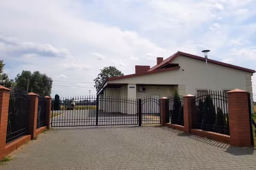 Przystań Nadwiślańska &ndash; Świetlica wiejska w Rozgartach