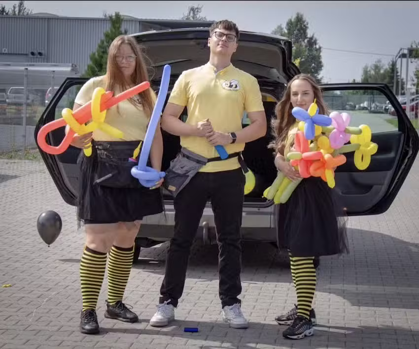 Pszcz&oacute;łka Maja Imprezy okolicznościowe dla dzieci Maja Piecyk