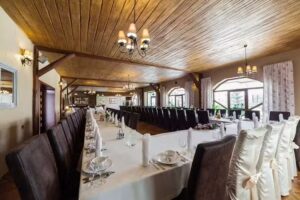 Ranczo w Dolinie &ndash; RESTAURACJA I NOCLEGI