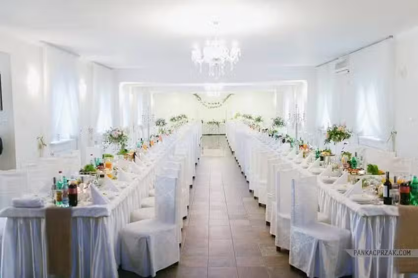 Red Diamond &ndash; Sala weselna i bankietowa &ndash; konferencje