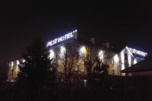 Rest Hotel