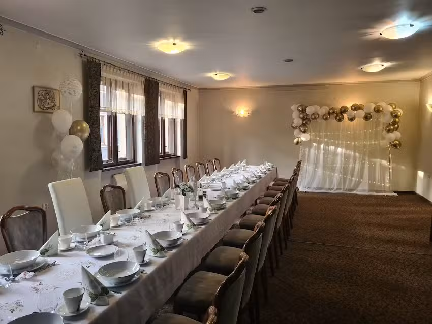 Restauracja &bdquo;Biesiada&rdquo;