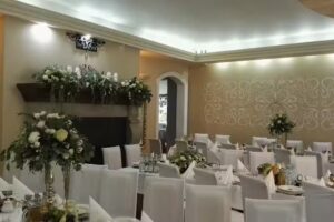 Restauracja DWORZYSKO Rzeszów | Wesela, Komunie, Chrzciny, Bankiety, Imprezy firmowe