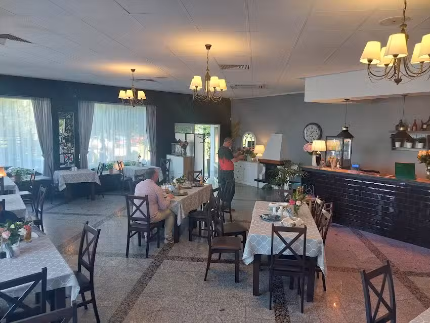 Restauracja Fabryka Smak&oacute;w Makowiska Catering Jedzenie na wynos Obiady Przyjęcia okolicznościowe