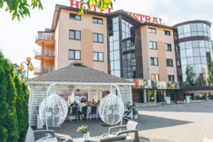 Restauracja i Hotel Mistral