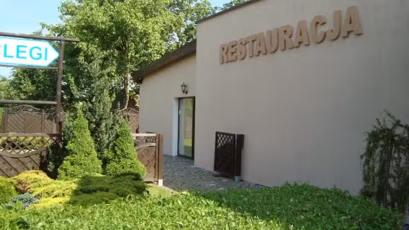 Restauracja i Noclegi Uśmiech