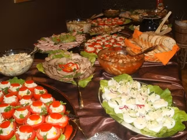 Restauracja Kaktus Glinojeck Imprezy Okolicznościowe Piwo Pizza Kebab Gyros Obiady Bar Pizzeria