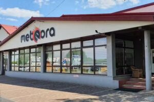 Restauracja Meteora – sala bankietowa i noclegi