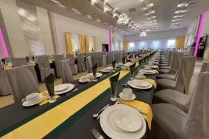 Restauracja, noclegi, imprezy okolicznościowe &bdquo;SŁONECZNY DW&Oacute;R&rdquo; KSIĄŻ WLKP.