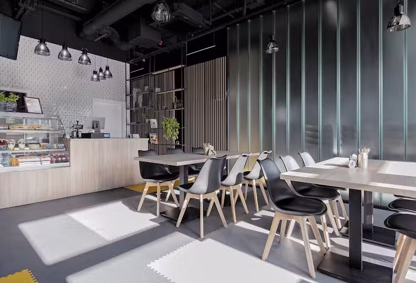 Restauracja Odskocznia Domowe Obiady w niskich cenach, Śniadania, Stypy, Komunie, Uroczystości rodzinne