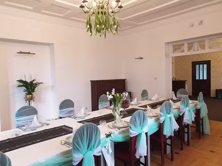 Restauracja Pałac Bonse Podrzewie