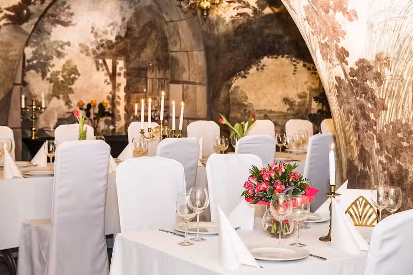 Restauracja Pałacowa &ndash; Pałac w Jabłonnie