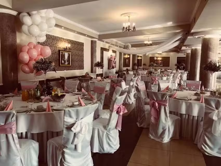 Restauracja Perła Sala Bankietowa Koźmin Wielkopolski. Sala Weselna. Organizacja Imprez.
