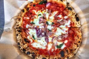 Restauracja &ndash; pizzeria catering &bdquo;Przy Stole&rdquo;