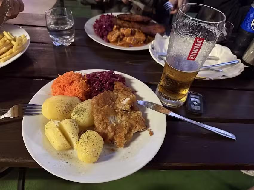 Restauracja Swojskie Smaki TnT 1992 Obiady domowe Imprezy oklicznościowe
