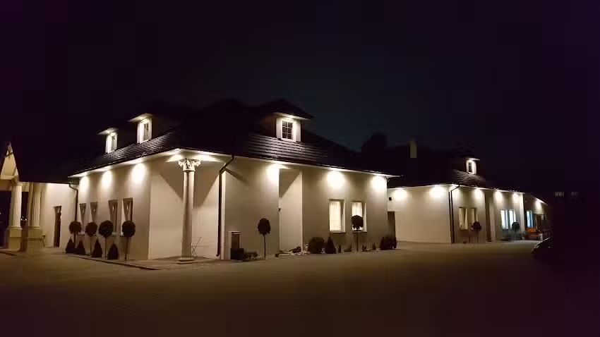 Restauracja &bdquo;Trzy c&oacute;ry&rdquo; Krzysztof Kr&oacute;l