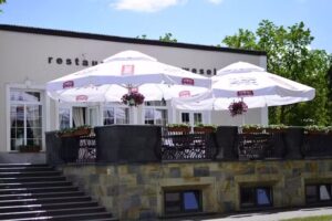 Restauracja &bdquo;U Rucińskich&rdquo; Obiady domowe Catering Imprezy okolicznościowe Sala bankietowa