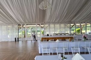 Restauracja &bdquo;Złota Rybka&rdquo; w Glinojecku