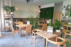 RestoRak&oacute;w Lunch, Pizza, Burger, imprezy okolicznościowe