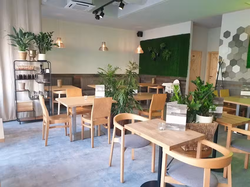 RestoRak&oacute;w Lunch, Pizza, Burger, imprezy okolicznościowe