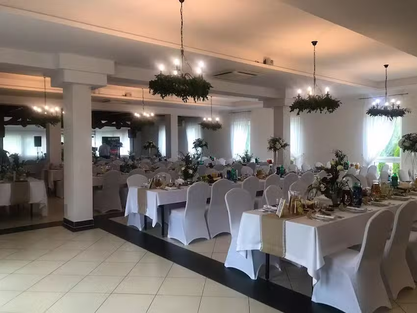 Restuaracja Zajazd Kodeński | Hotel | Sala bankietowa | Bar | Catering