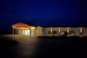 Rezydencja Brzozowy Ogr&oacute;d by Tomasz Kościelniak