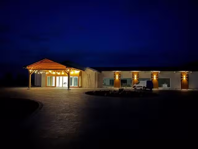 Rezydencja Brzozowy Ogr&oacute;d by Tomasz Kościelniak