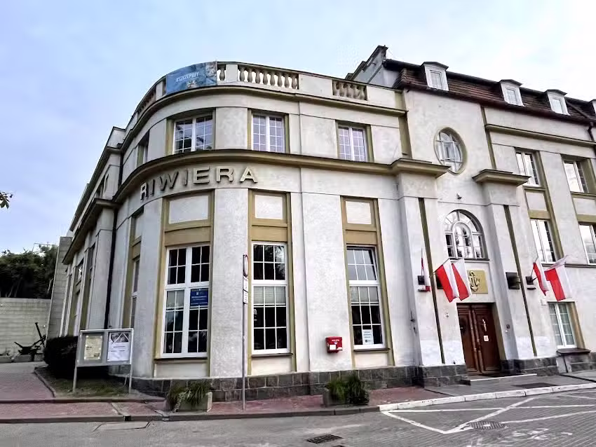 Riwiera. Klub Marynarki Wojennej w Gdyni.