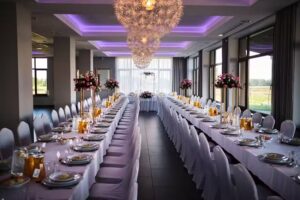 SALA BANKIETOWA HIPPIKA