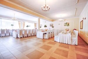 Sala Bankietowa &bdquo;Na Trakcie S.C.&rdquo;