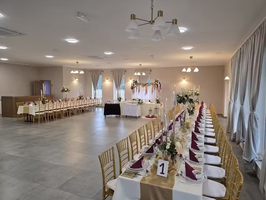 Sala bankietowa &bdquo;Pod Lasem&rdquo;