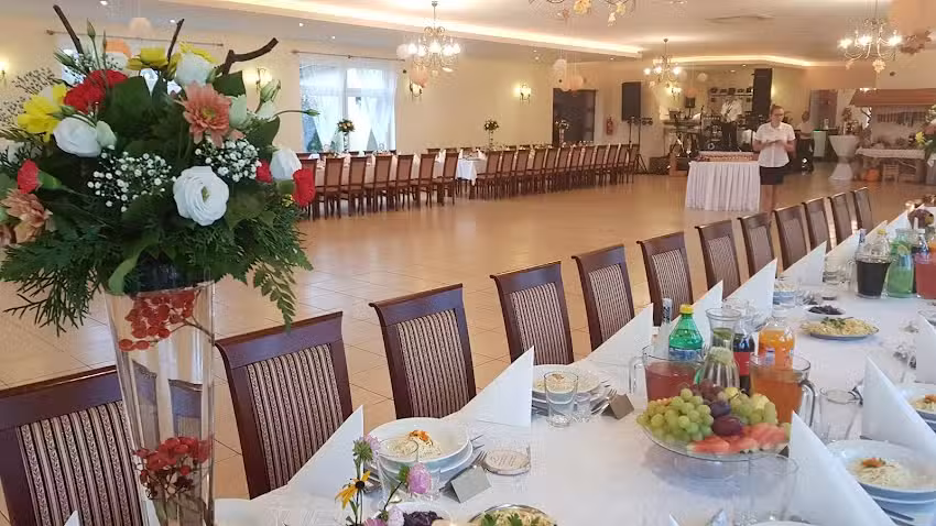 Sala Bankietowa Restauracji Majorka w Hipolitach