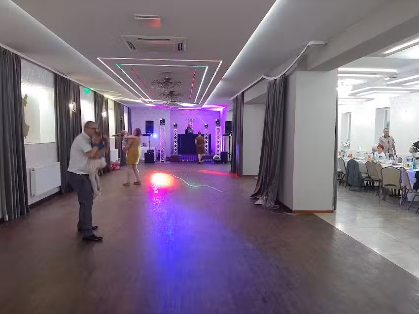 Sala Bankietowa We Dwoje Organizacja wesela imprez okolicznościowych