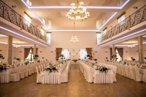 Sala Bankietowo-Weselna &bdquo;Złota R&oacute;ża&rdquo;