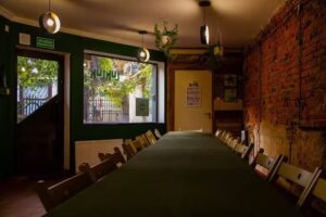 Sala na Wynajem Luk Luk