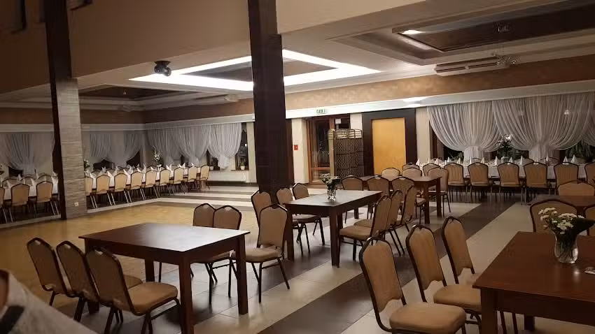 Sala pod Zamkiem &ndash; sala bankietowo &ndash; weselna, imprezy okolicznościowe Bychawa