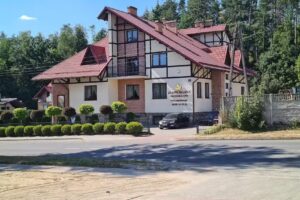 Sala weselna &bdquo;ZŁOTE KLONY&rdquo;