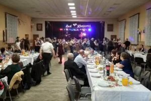 Sala wiejska w Buk&oacute;wcu G&oacute;rnym