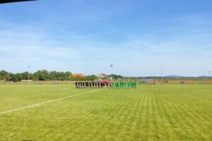 Sala Wiejska z Pl. zabaw dla dzieci i siłownią plen.