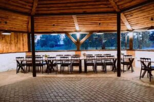 Siedlisko Raszt&oacute;w &ndash; imprezy firmowe, rozrywka, paintball, quady, offroad, noclegi