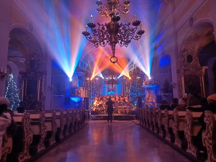 SoundLUX Technika Sceniczna Łukasz Hołosiewicz