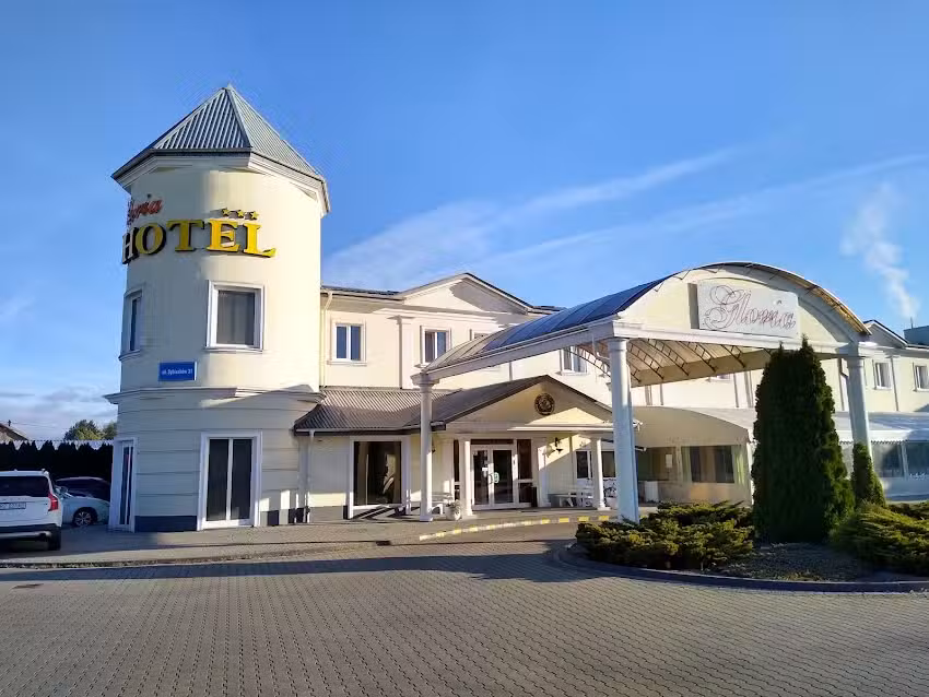 SPA Hotel Gloria Przemyśl &ndash; nocleg, gabinety SPA, basen, wesele