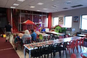 SPUKI Sala Zabaw i Kawiarnia.